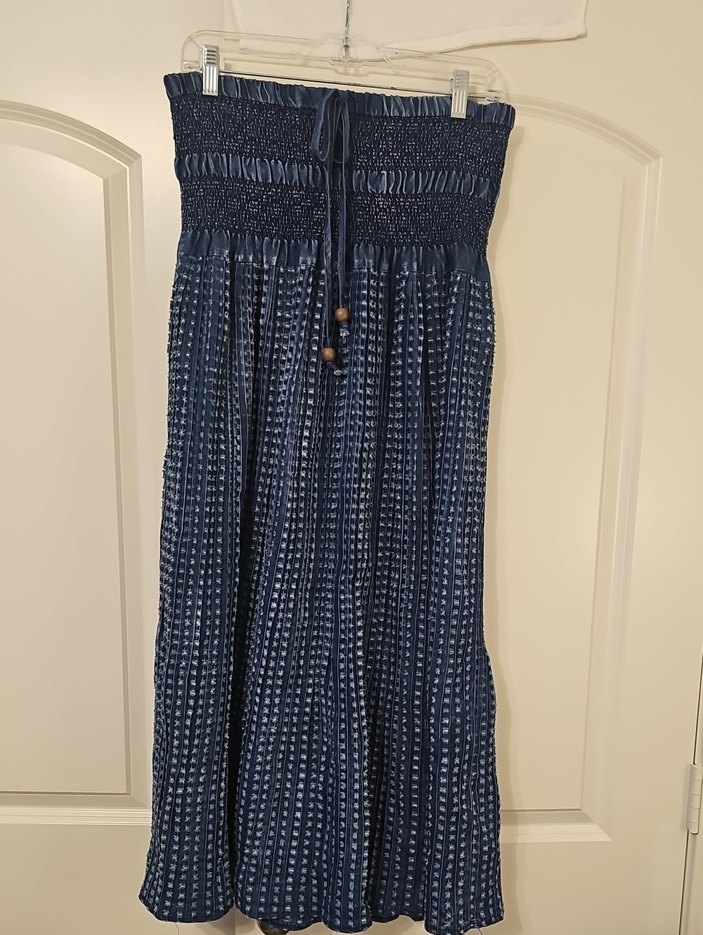 TANTRUM -Navy Demin Skirt with White Brand Tagn - Picture 5 of 10